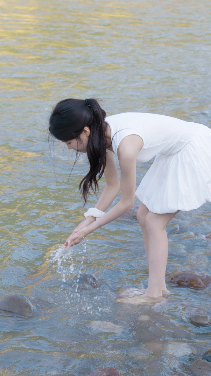 制服·写真向条漫 第2页